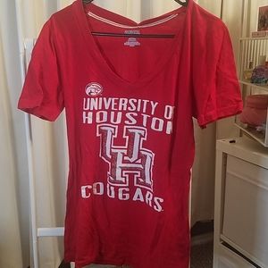 U of H University of Houston Cougars V neck Tee XL